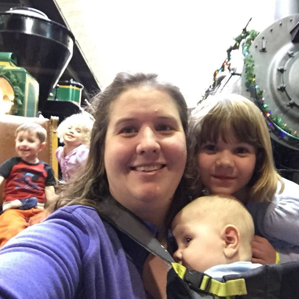 Meet your Posher, Amaris